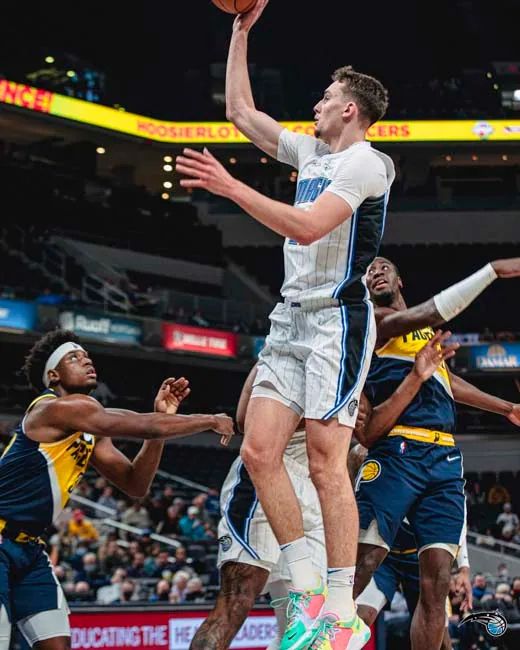 例是某名脑 例是某名脑