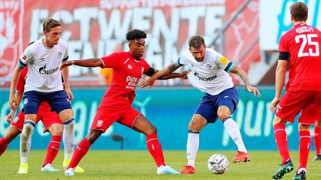 在本赛季剩 在本赛季剩